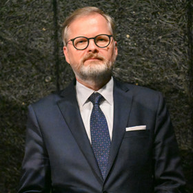 Petr Fiala má svého dvojníka. 