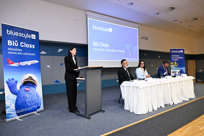 FOTO: Tisková konference Blue Style. – stránka 14