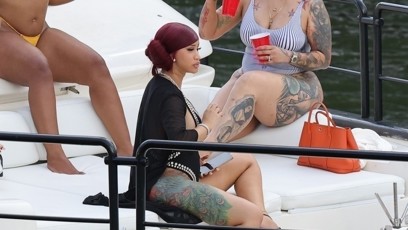 FOTO: Cardi B na jachtě.