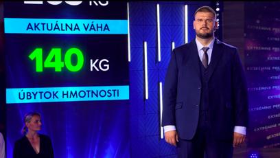 FOTO: Tomáš shodil 125 kilo.