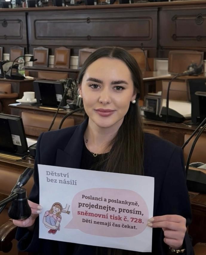 FOTO: Krásná Janette Prošková. – stránka 4