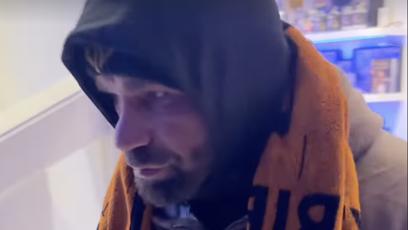 FOTO: Karlos Vémola noc před vážením.