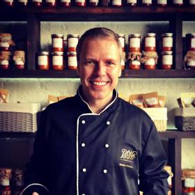 Roman za svůj život nasbíral mnoho zkušeností.