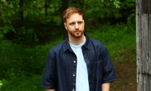 Vilém Šír bude moderovat reality show Farma.