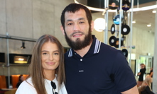 Makhmud Muradov se svou krásnou partnerkou Sabinou Karáskovou.