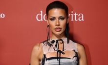 Influencerka Dominique Alagia oblékla odvážný model.
