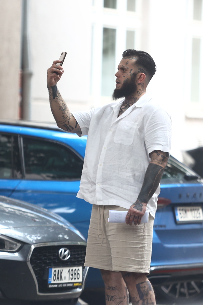 FOTO: Leo Beránek se fotil. – stránka 107