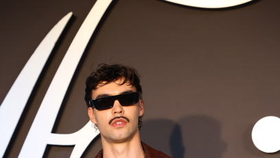 FOTO: Adam Pavlovčin v dobře padnoucím obleku.