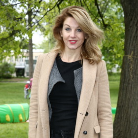 Sabina Laurinová měnila délku a barvu účesu kvůli své roli vrchní sestry Mery v Modrém kódu. 