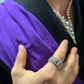 Milan Peroutka na červeném koberci vynesl hned několik cenných kousků.