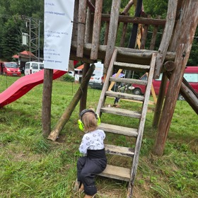 Na festivalu si hrály i malé děti.