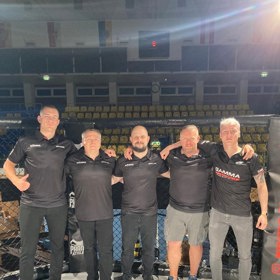 Jakub Müller s kolegy a přáteli.