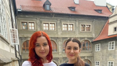FOTO: Katerina Demetrashvili absolvovala stáž u pirátské poslankyně Kláry Kocmanové.