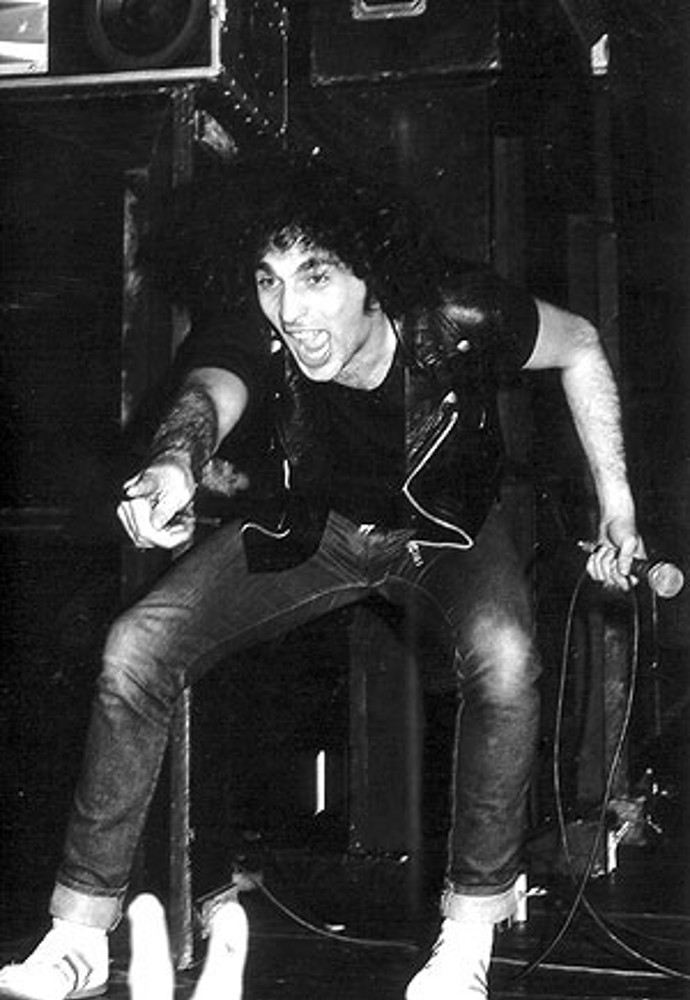FOTO: Paul Mario Day začínal zpívat v Iron Maiden. – stránka 1
