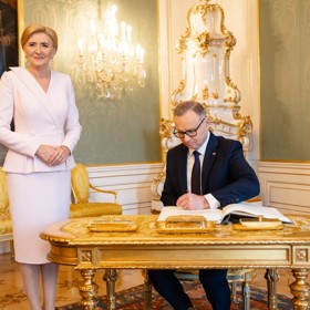 Elegantní první dáma Polska.