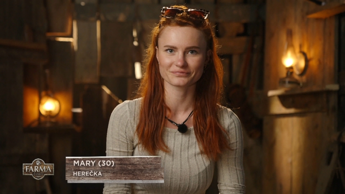 FOTO: Mary kuje pikle. – stránka 55