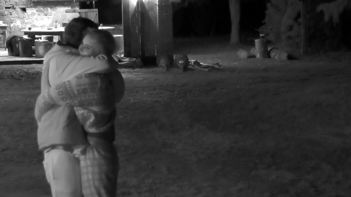 FOTO: Vojta s Mary se k sobě večer měli. – stránka 220