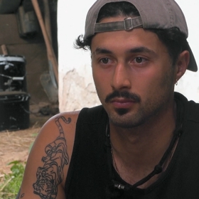 Javier je druhým sluhou. 