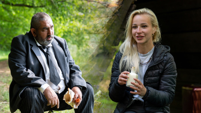 FOTO: Na Farmu přijel Zdeněk Godla. – stránka 203