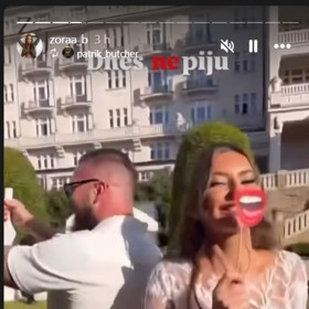 Novomanželé Flekovi.