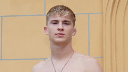 FOTO: Jakub Batfalský zamířil z klece na molo.