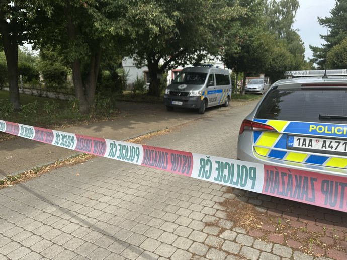 FOTO: V Horních Počernicích došlo k pobodání. – stránka 1