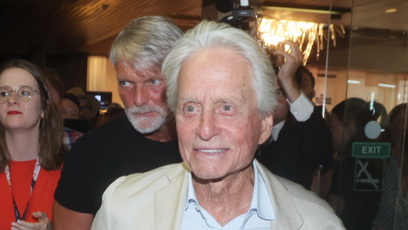 FOTO: Michael Douglas v hotelu Thermal.