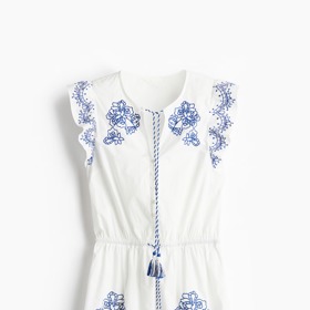 Vyšívaný overal, H&M, 1 199 Kč