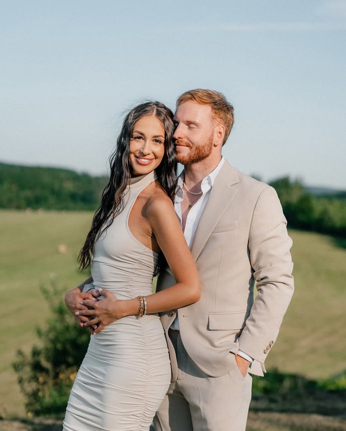 FOTO: Vilém Šír vypadá po boku Lauren spokojeně. – stránka 3