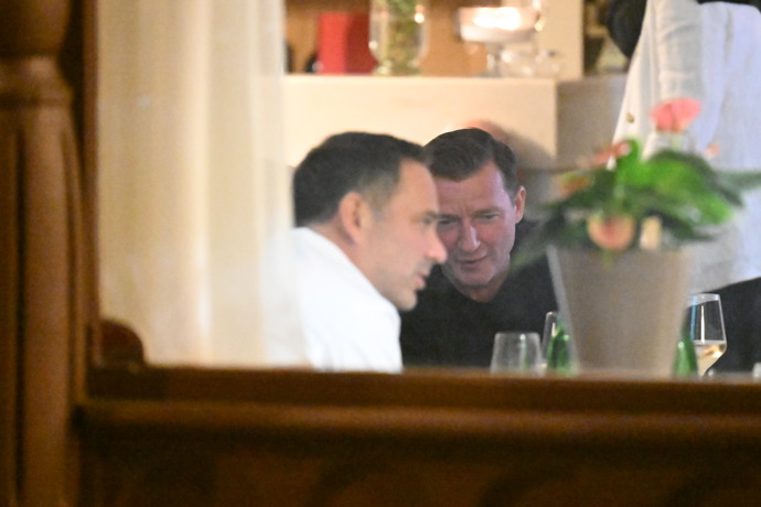 FOTO: Fotbalová legenda Vladimír Šmicer – stránka 7