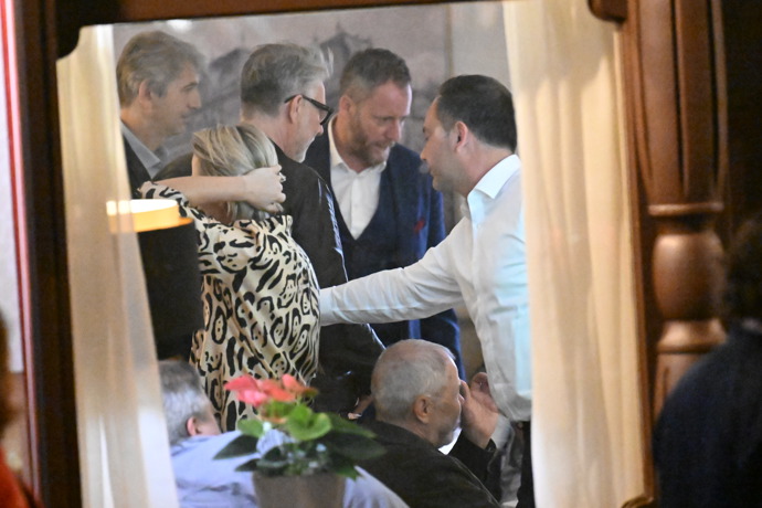FOTO: Hostů stále přibývalo. – stránka 27