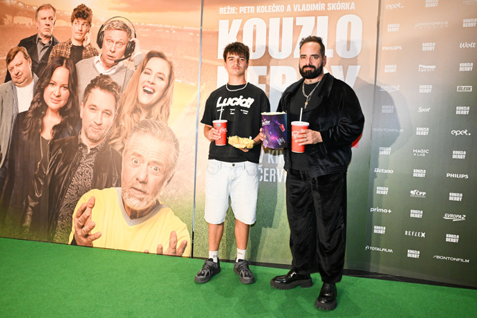 FOTO: Premiéra filmu Kouzlo derby. – stránka 40