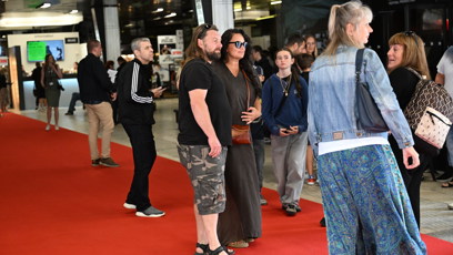 FOTO: Jitka Čvančarová se ochotně fotila s fanoušky.