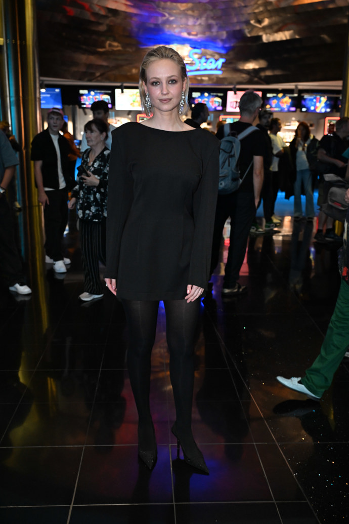 FOTO: Diana Dulínková se pro film Džob svlékla. – stránka 90
