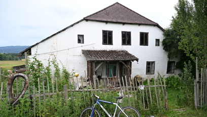 FOTO: Místo z poloviny osiřelo.