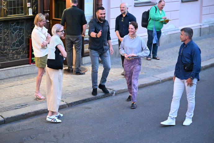 Foto k tématu Vicky Krieps – stránka 44