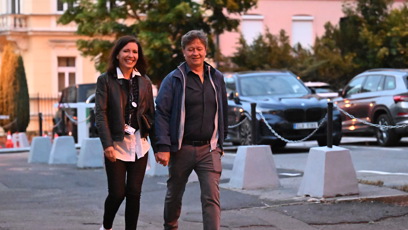 FOTO: Karel Janák a Romana Gosčíková jdou na párty.