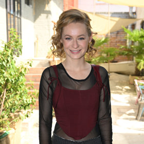 Teď je z Anny Jiřiny Daňhelové něžná blondýnka. 