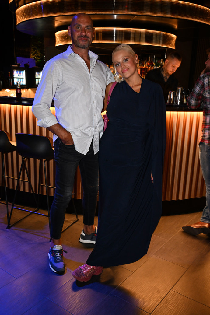 FOTO: Charlotte Štiková krásně zapózovala. – stránka 9