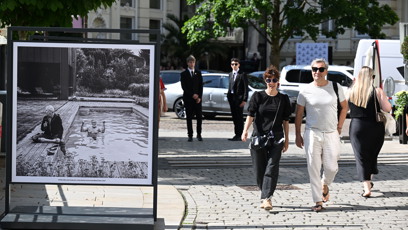 FOTO: Jiří Macháček s partnerkou na kolonádě.