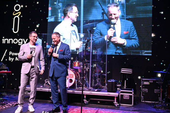 FOTO: Ondřej Sokol měl na KVIFF plno práce. – stránka 13