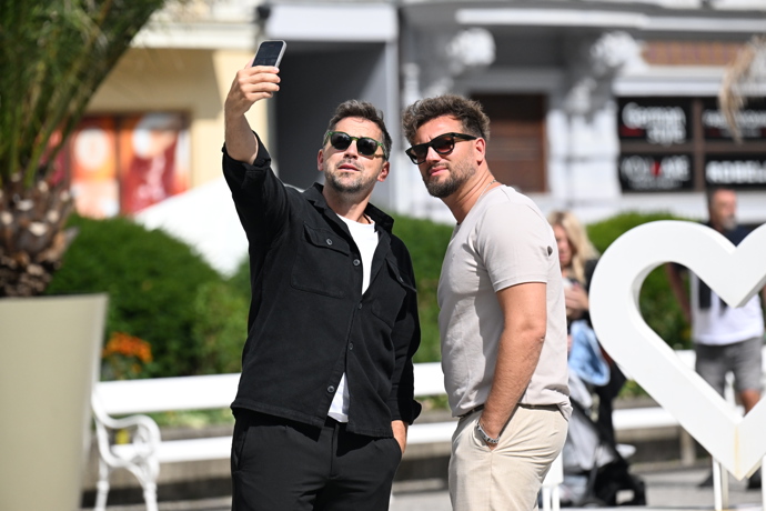 FOTO: Zpěváci z kapely Botox. – stránka 1