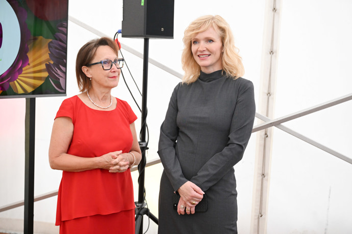 FOTO: Milena Steinmasslová a Aňa Geislerová si spolu zahrály v seriálu Ratolesti. – stránka 7