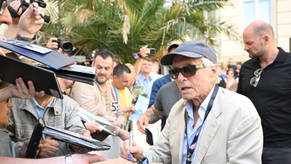 FOTO: Michael Douglas dorazil do Karlových Varů.