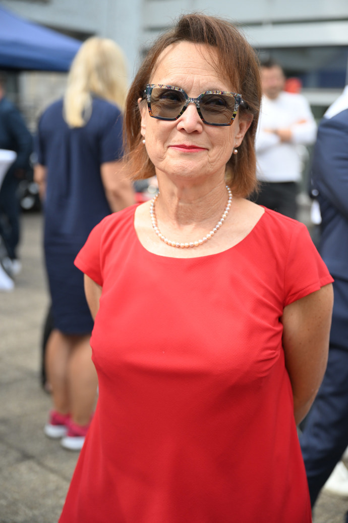 FOTO: Milena Steinmasslová si zahraje v seriálu Ratolesti. – stránka 9