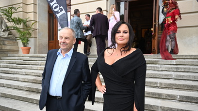FOTO: Jitka Čvančarová krásně pózuje.