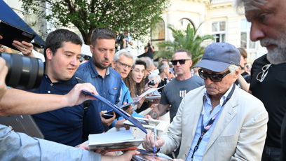 FOTO: Michael Douglas dorazil do Karlových Varů.
