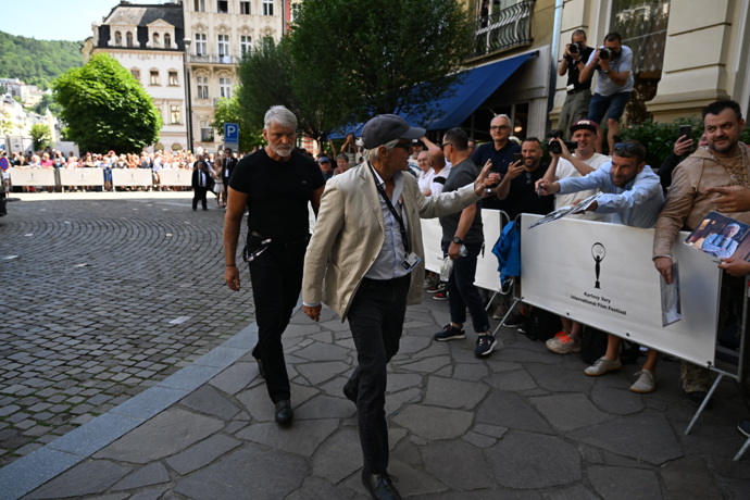 FOTO: Michael Douglas dorazil do Karlových Varů. – stránka 61
