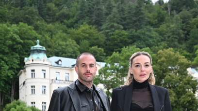 FOTO: Macháček sáhnul po koženém kompletu.