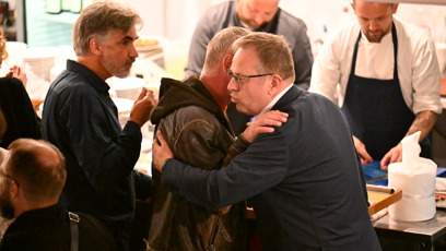 FOTO: Došlo i na objetí.